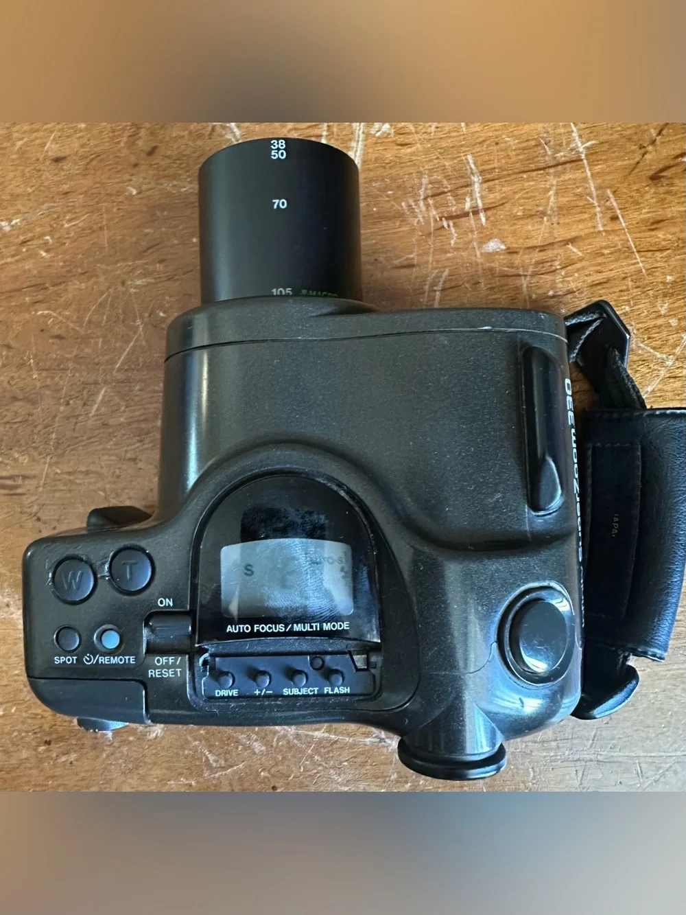 Olympus Infinity SuperZoom330 AF QUARTZDATE 35mm Film Camera w/38-105mm Lens